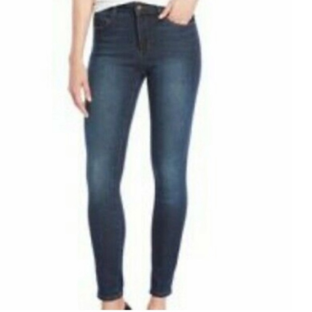 Tahari Kelly classic skinny jeans size 4 / 27
